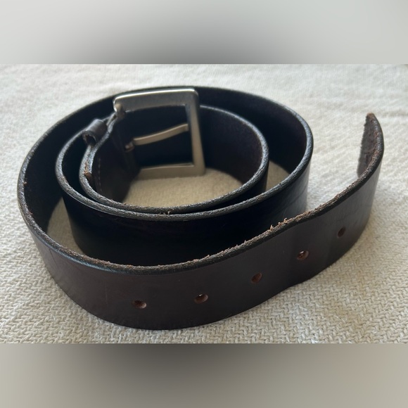 Banana Republic Classic Leather Belt - Picture 2 of 6